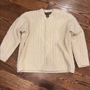 Inis Crafts 100% Wool V Neck Cable Sweater Made in Ireland Size Large